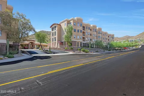 9820 N Central Ave #319, Phoenix, AZ 85020