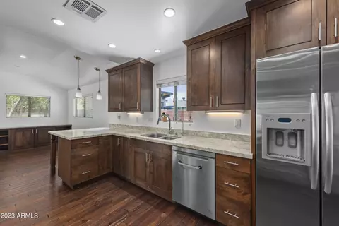3023 Elm St, Phoenix, AZ 85016 photo 5