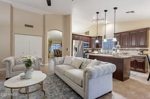4531 E Angela Dr, Phoenix, AZ 85032 photo 6