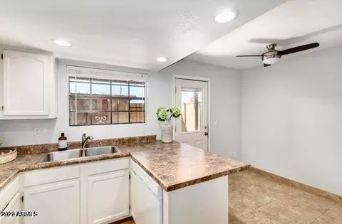 4848 E Mineral Rd #2, Phoenix, AZ 85044 photo 3