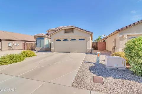 3912 W Rose Garden Ln W, Glendale, AZ 85308