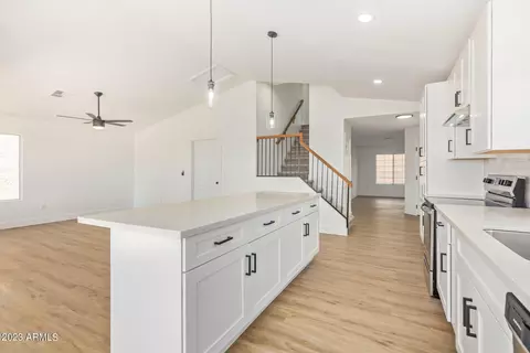 1523 E South Fork Dr, Phoenix, AZ 85048 photo 6