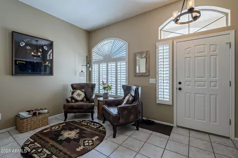 608 E Stottler Dr, Gilbert, AZ 85296 photo 3