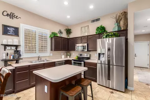 556 S Lemon Ct, Gilbert, AZ 85296 photo 19