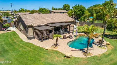 556 S Lemon Ct, Gilbert, AZ 85296 photo 42