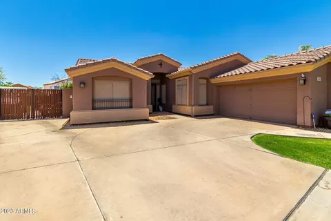 556 S Lemon Ct, Gilbert, AZ 85296 photo 46