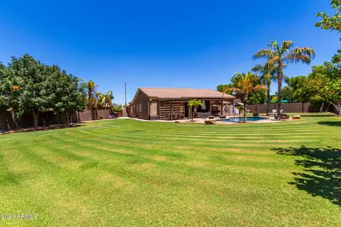 556 S Lemon Ct, Gilbert, AZ 85296 photo 43