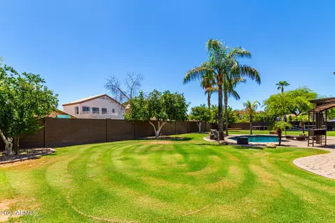 556 S Lemon Ct, Gilbert, AZ 85296 photo 38