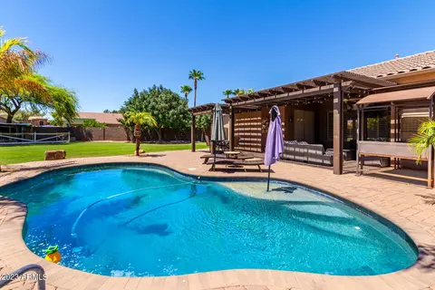 556 S Lemon Ct, Gilbert, AZ 85296 photo 40