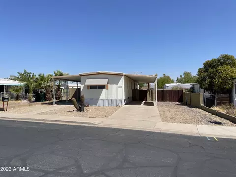 2712 E Bramble Ave, Mesa, AZ 85204