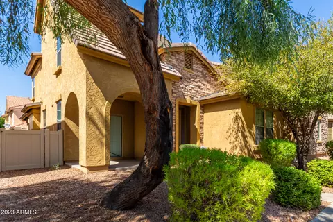 3332 E Orchid Ln, Gilbert, AZ 85296 photo 9