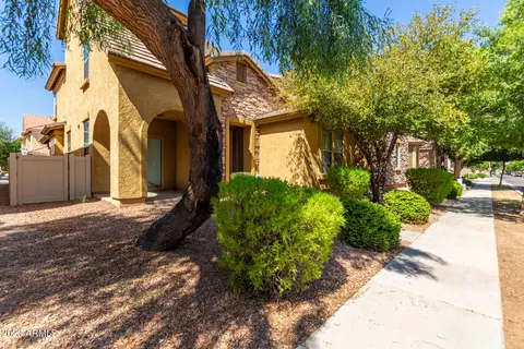 3332 E Orchid Ln, Gilbert, AZ 85296 photo 10