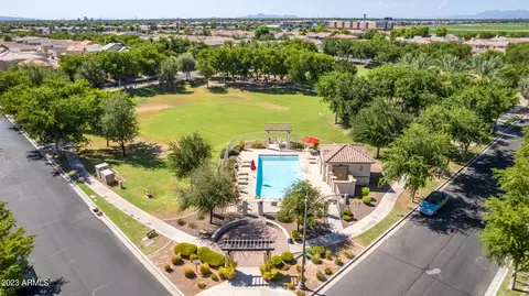 3332 E Orchid Ln, Gilbert, AZ 85296 photo 6