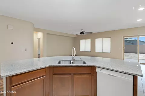 11147 E Topaz Ave, Mesa, AZ 85212 photo 9