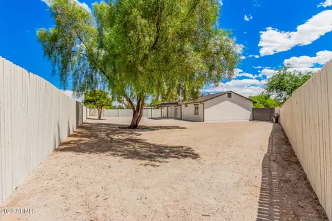 2016 N 45th Dr, Phoenix, AZ 85035 photo 37