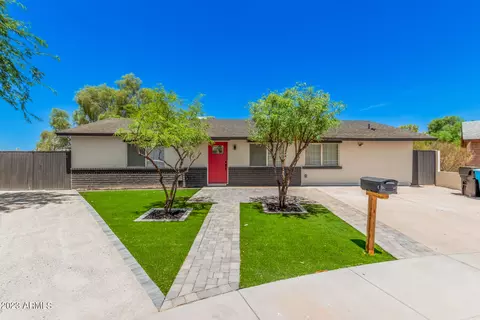 2016 N 45th Dr, Phoenix, AZ 85035