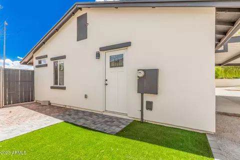 2016 N 45th Dr, Phoenix, AZ 85035 photo 33
