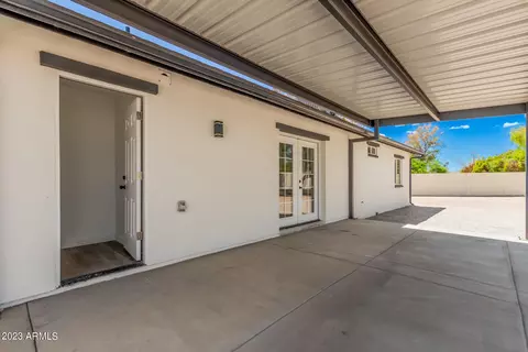 2016 N 45th Dr, Phoenix, AZ 85035 photo 32