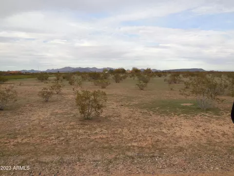 38000 W Orange Dr #-, Tonopah, AZ 85354