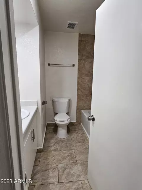 310 W Desert Dr, Phoenix, AZ 85041 photo 13
