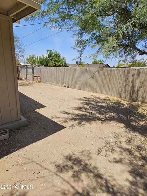 310 W Desert Dr, Phoenix, AZ 85041 photo 23