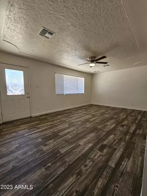 310 W Desert Dr, Phoenix, AZ 85041 photo 3