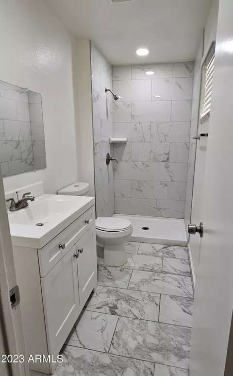 310 W Desert Dr, Phoenix, AZ 85041 photo 19
