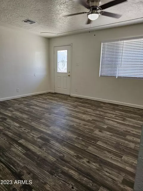 310 W Desert Dr, Phoenix, AZ 85041 photo 5