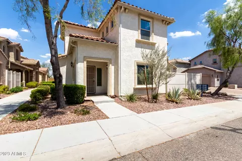 2150 W Scully Dr, Phoenix, AZ 85023