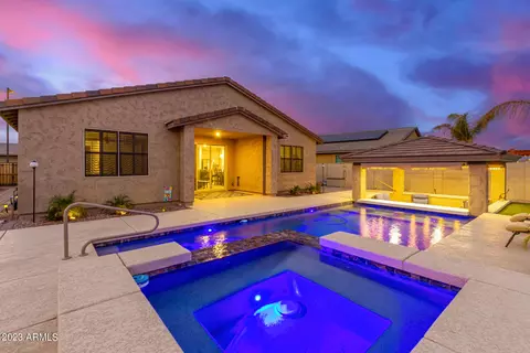 18535 W Lawrence Ln, Waddell, AZ 85355