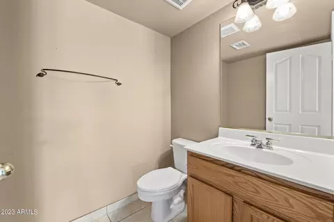 4341 E Abraham Ln, Phoenix, AZ 85050 photo 15