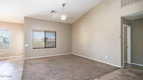 4117 W Alex Loop, Phoenix, AZ 85083 photo 8