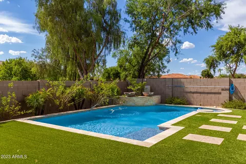 944 N Silverado --, Mesa, AZ 85205 photo 5