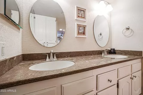 4303 E Cactus Rd #209, Phoenix, AZ 85032 photo 21