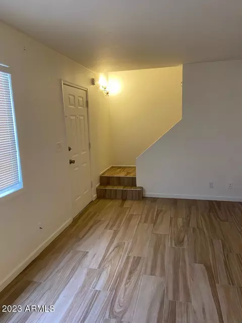 1226 E Lawrence Ln, Phoenix, AZ 85020 photo 2