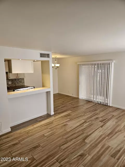 1226 E Lawrence Ln, Phoenix, AZ 85020 photo 3