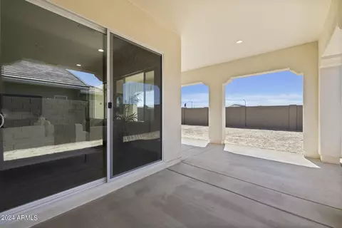 Exterior - 2113 W Rowel Rd, Phoenix, AZ 85085 photo 5 of 8