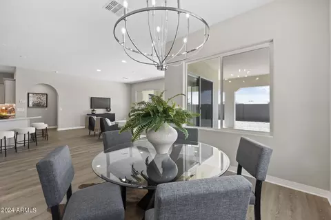 Dining - 2113 W Rowel Rd, Phoenix, AZ 85085 photo 4 of 4