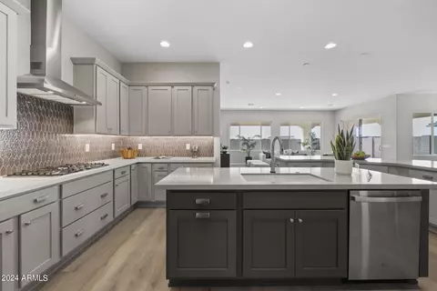 Kitchen - 2113 W Rowel Rd, Phoenix, AZ 85085 photo 9 of 9