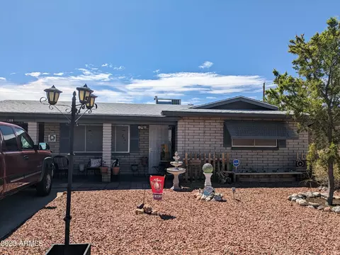 1388 S Ocotillo Dr, Apache Junction, AZ 85120 photo 2