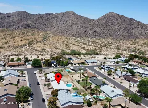 4038 E Tamaya St, Phoenix, AZ 85044 photo 3