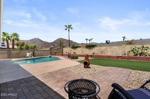4038 E Tamaya St, Phoenix, AZ 85044 photo 4
