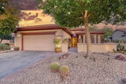 19139 N Alameda Dr, Surprise, AZ 85387