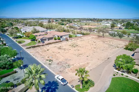 4588 E Meadowview Dr #6, Gilbert, AZ 85298 photo 4