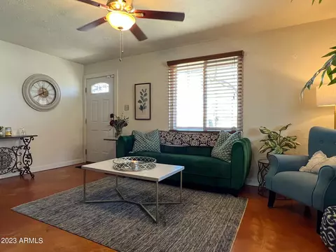 3905 N 14th Pl, Phoenix, AZ 85014 photo 3