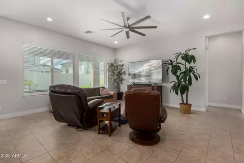 10239 E Supernova Dr, Mesa, AZ 85212 photo 3