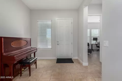 10239 E Supernova Dr, Mesa, AZ 85212 photo 2