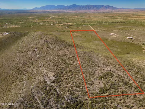 2435 N Kahla Ln #5, Huachuca City, AZ 85616