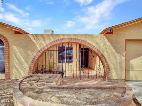4212 E Sunrise Dr, Phoenix, AZ 85044 photo 5