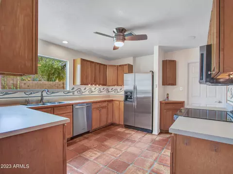 4212 E Sunrise Dr, Phoenix, AZ 85044 photo 9